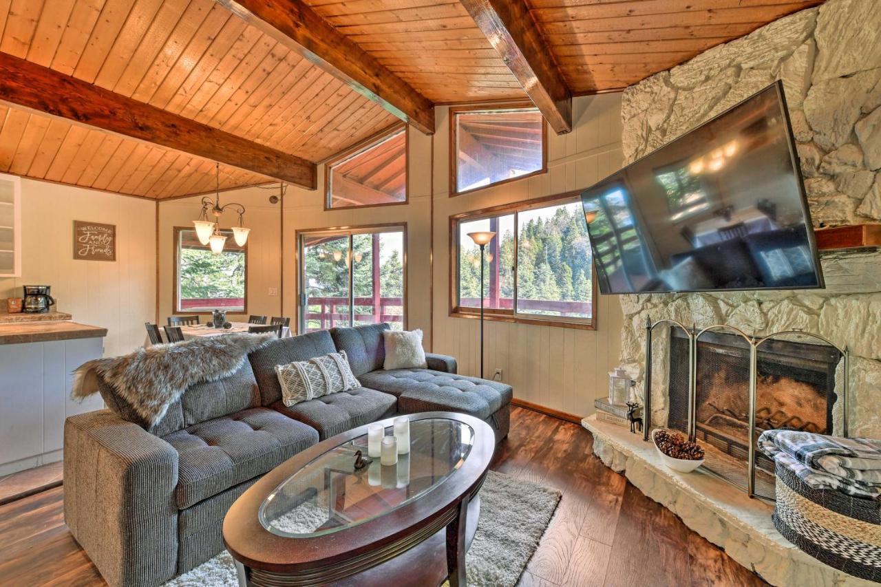Lake Arrowhead Cabin With Deck And Stunning Mtn Views! San Bernardino Bagian luar foto