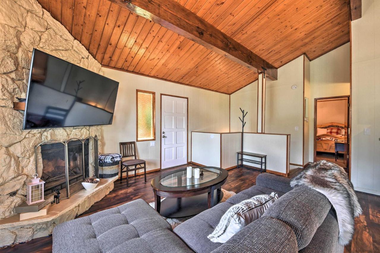 Lake Arrowhead Cabin With Deck And Stunning Mtn Views! San Bernardino Bagian luar foto