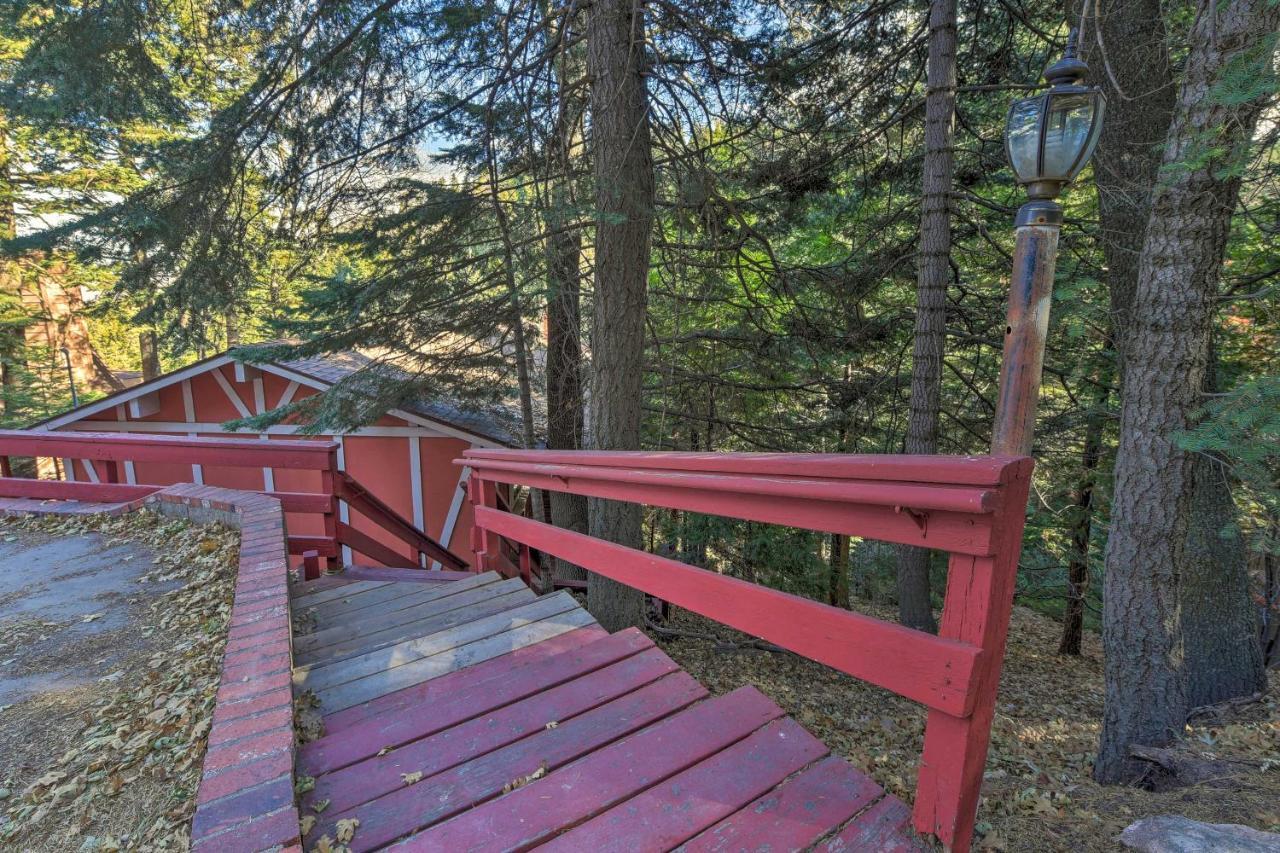 Lake Arrowhead Cabin With Deck And Stunning Mtn Views! San Bernardino Bagian luar foto