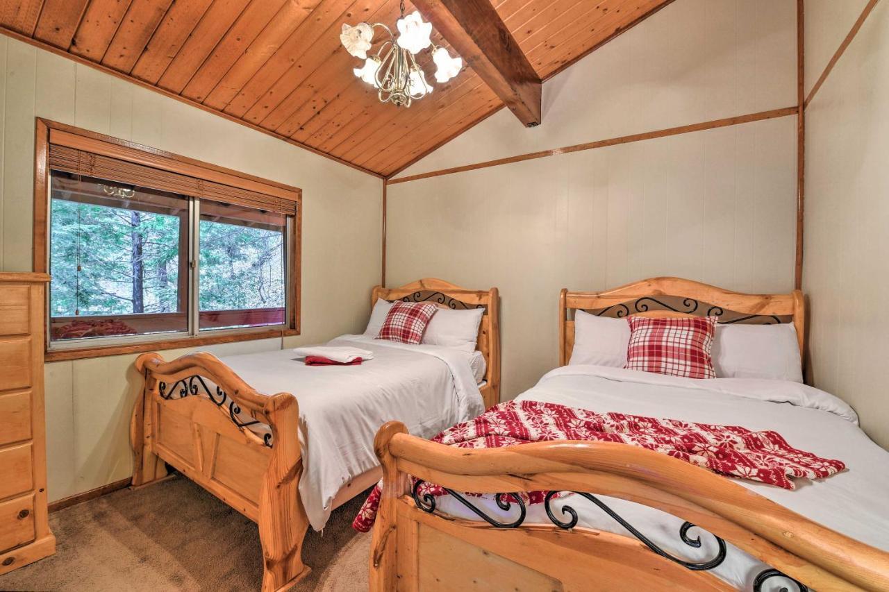 Lake Arrowhead Cabin With Deck And Stunning Mtn Views! San Bernardino Bagian luar foto